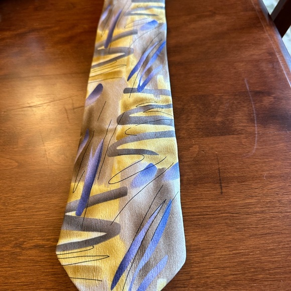 Set of three Jerry Garcia silk ties.  See photos for names/collection info. - Picture 5 of 9